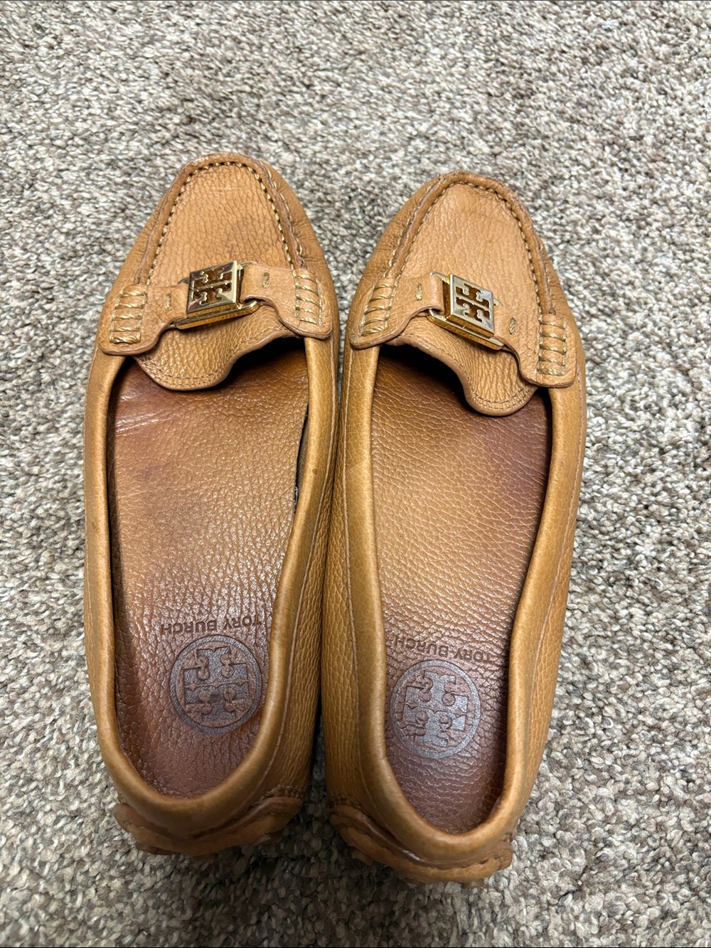Tory Burch women’s Cognac Leather Moccasins with Gold Logo